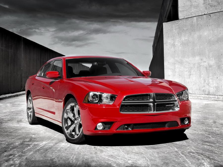  Dodge Charger R/T 2011 года  (фото 1 из 14)